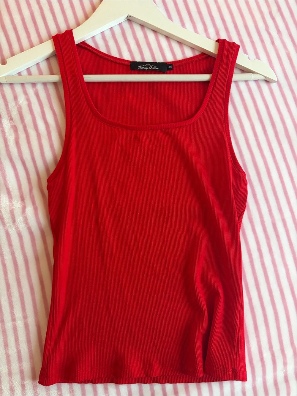 Trendy queen women’s tank top